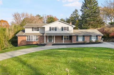 2844 Demington Ave NW, Canton, OH 44718