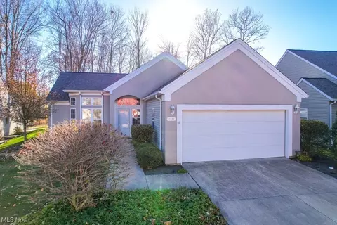2539 Walton Blvd, Twinsburg, OH 44087