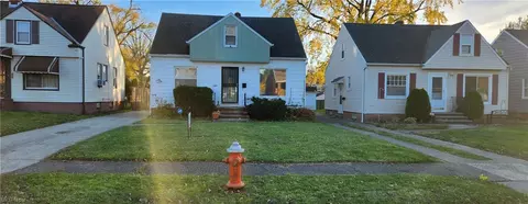 15608 Westview Ave, Cleveland, OH 44128