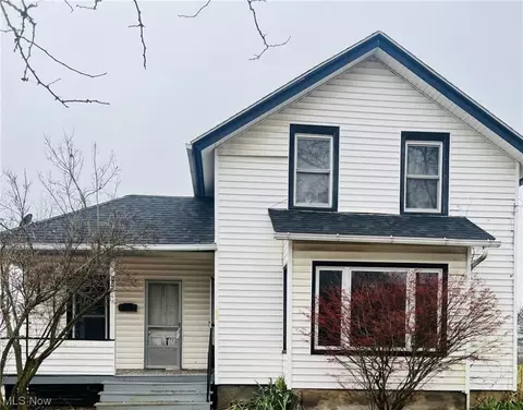 125 Union St, Wellington, OH 44090
