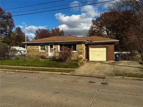 1333 Inman St, Akron, OH 44306