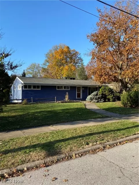 19801 Upper Terrace Dr, Euclid, OH 44117
