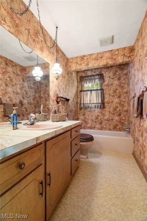 35 Apache Trl, Malvern, OH 44644 photo 17