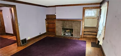 229 E 216th St, Euclid, OH 44123 photo 9