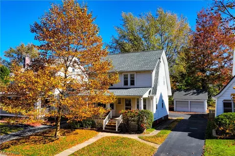 229 E 216th St, Euclid, OH 44123
