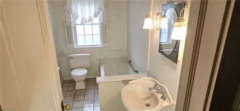 229 E 216th St, Euclid, OH 44123 photo 15