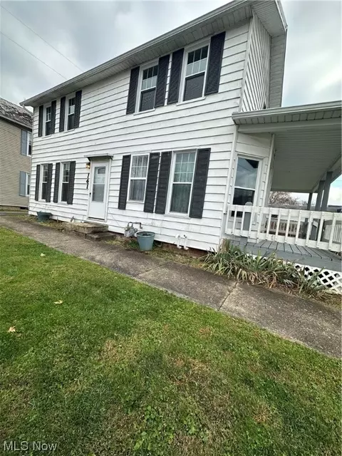 141 N 5th St, Mcconnelsville, OH 43756