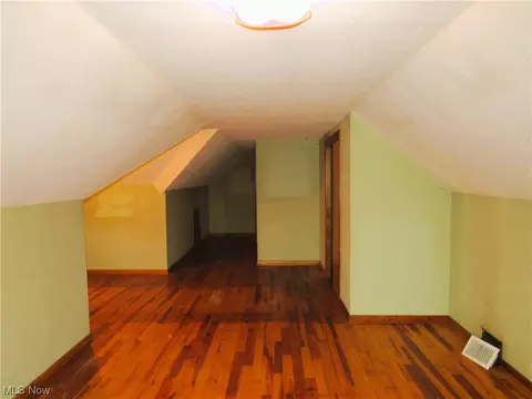 365 E 280th St, Euclid, OH 44132 photo 18