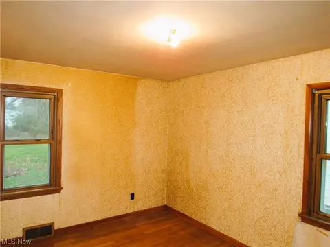 365 E 280th St, Euclid, OH 44132 photo 10