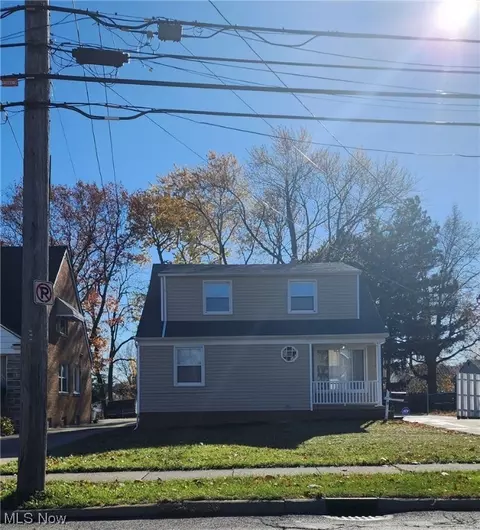11620 Granger Rd, Garfield Heights, OH 44125