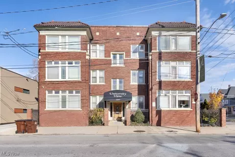 1494 E 115th St #2, Cleveland, OH 44106