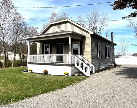 1859 Chandlersville Rd, Zanesville, OH 43701