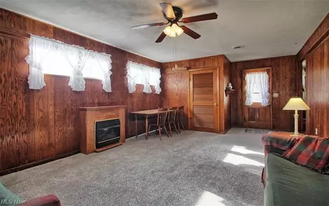 3046 Grant St, Lorain, OH 44052 photo 12
