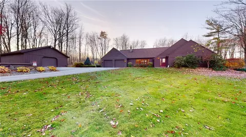 1975 Austinburg Rd, Ashtabula, OH 44004