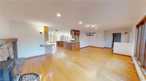 1975 Austinburg Rd, Ashtabula, OH 44004 photo 6
