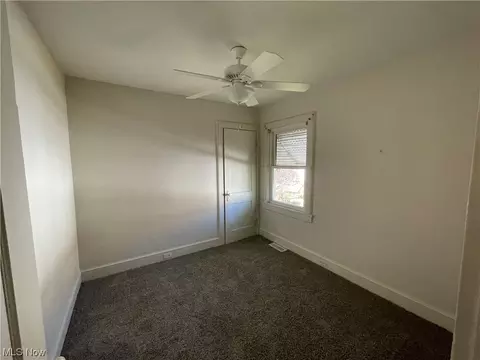116 Hawthorne St, Elyria, OH 44035 photo 16