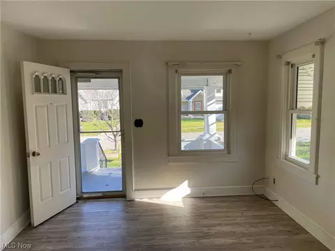 116 Hawthorne St, Elyria, OH 44035 photo 11