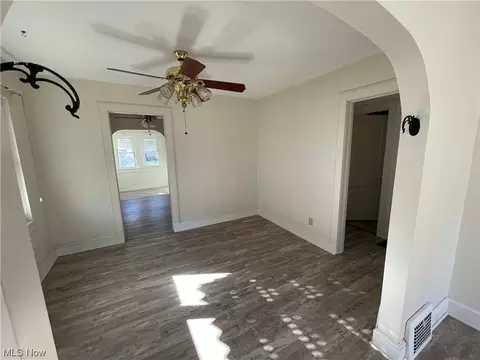 116 Hawthorne St, Elyria, OH 44035 photo 14