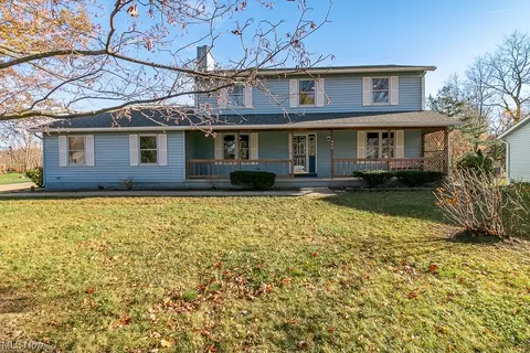 334 Fanwood Dr, Painesville, OH 44077