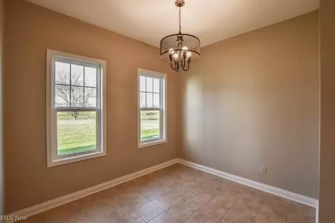 1311 Cascade Cir NW, Canton, OH 44708 photo 5