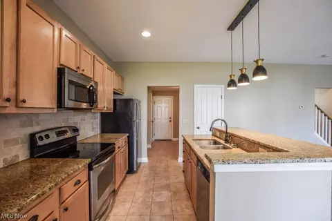 1311 Cascade Cir NW, Canton, OH 44708 photo 7