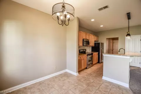 1311 Cascade Cir NW, Canton, OH 44708 photo 6