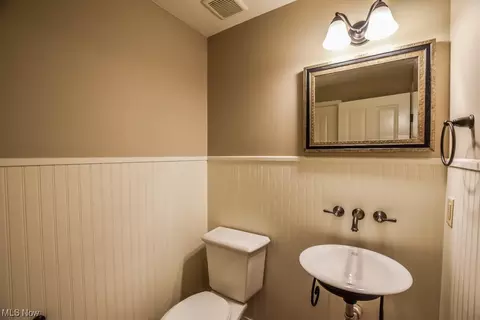 1311 Cascade Cir NW, Canton, OH 44708 photo 11