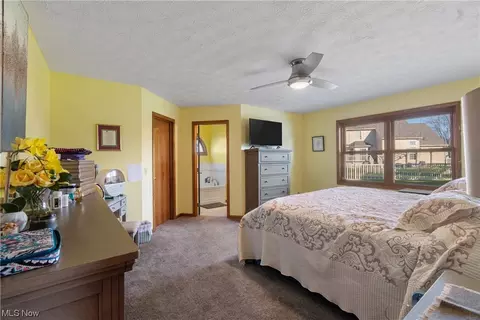 8366 Turquoise Ave NE, Canton, OH 44721 photo 13