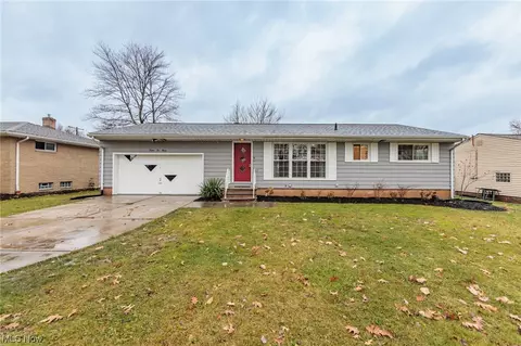 8630 Big Crk, Strongsville, OH 44149