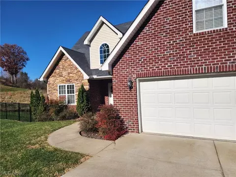 57 Pointe West Byway, Parkersburg, WV 26101