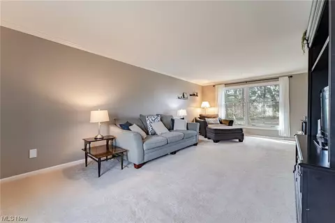 5339 Saint Andrews St NW, Canton, OH 44708 photo 5