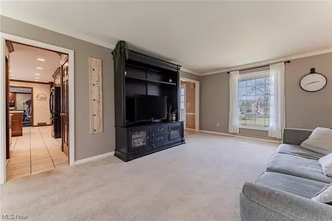 5339 Saint Andrews St NW, Canton, OH 44708 photo 4