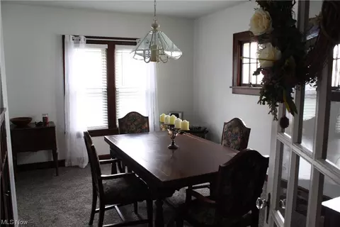 1436 W 9th St, Ashtabula, OH 44004 photo 8