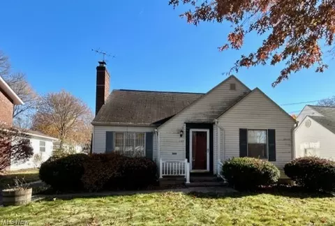 1737 18th St, Cuyahoga Falls, OH 44223