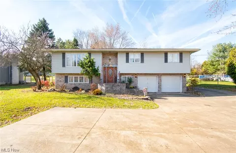6038 Tippecanoe Rd, Canfield, OH 44406