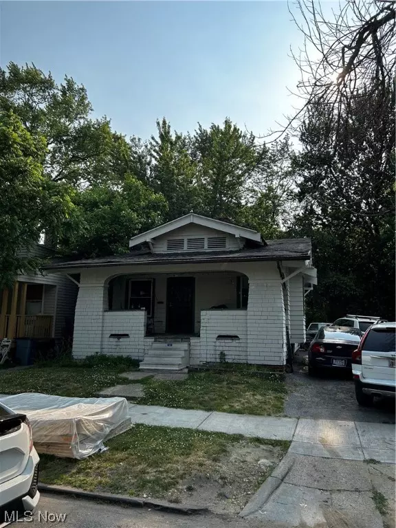 1604 E 133rd St, Cleveland, OH 44112 7 Photos Movoto