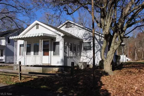 113 Gregg St, Marietta, OH 45750