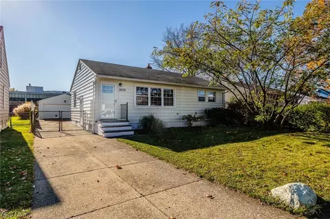 16109 Bowfin Blvd, Brook Park, OH 44142