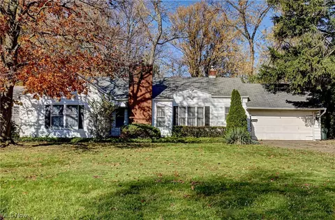 20930 Eaton Rd, Fairview Park, OH 44126