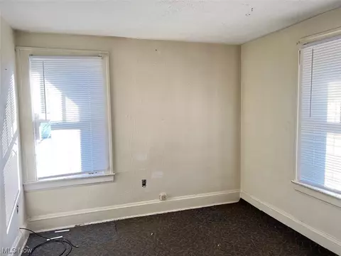 968 Pardee Ave, Akron, OH 44306 photo 15