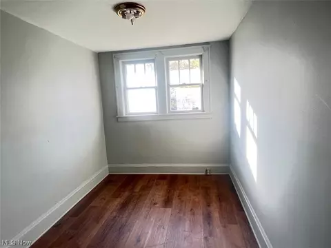 968 Pardee Ave, Akron, OH 44306 photo 12
