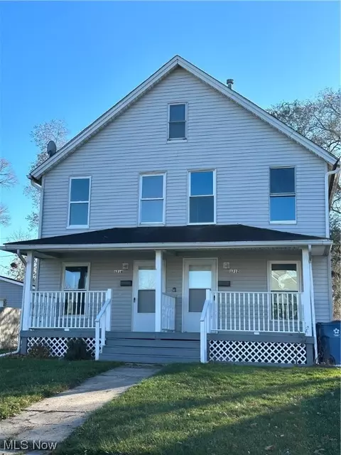 1712 E 30th St, Lorain, OH 44055 photo 1