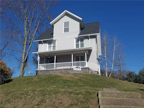 1103 Jackson St, Zanesville, OH 43701