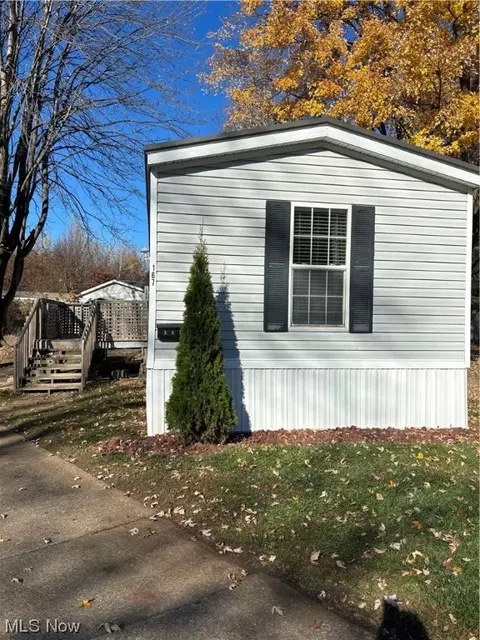 167 Paradise Blvd, Madison, OH 44057