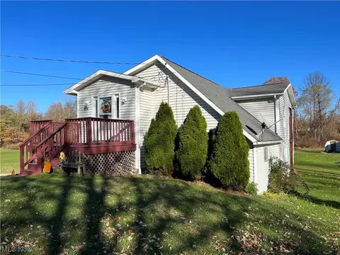 8014 Center Rd, Ashtabula, OH 44004 photo 2