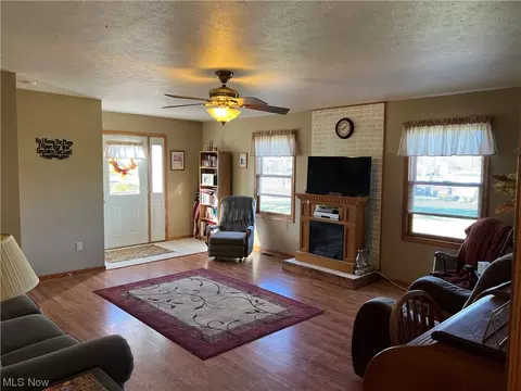 8014 Center Rd, Ashtabula, OH 44004 photo 12