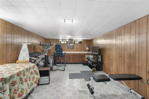 73 E Dartmoor Ave, Seven Hills, OH 44131 photo 23