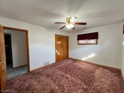 1458 Patricia St, Belpre, OH 45714 photo 10