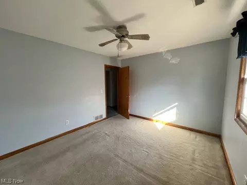 1458 Patricia St, Belpre, OH 45714 photo 11