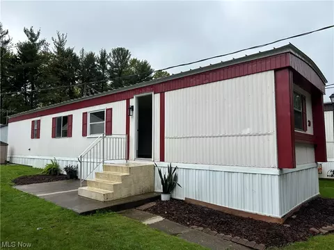 9735 Chillicothe Rd #20, Kirtland, OH 44094